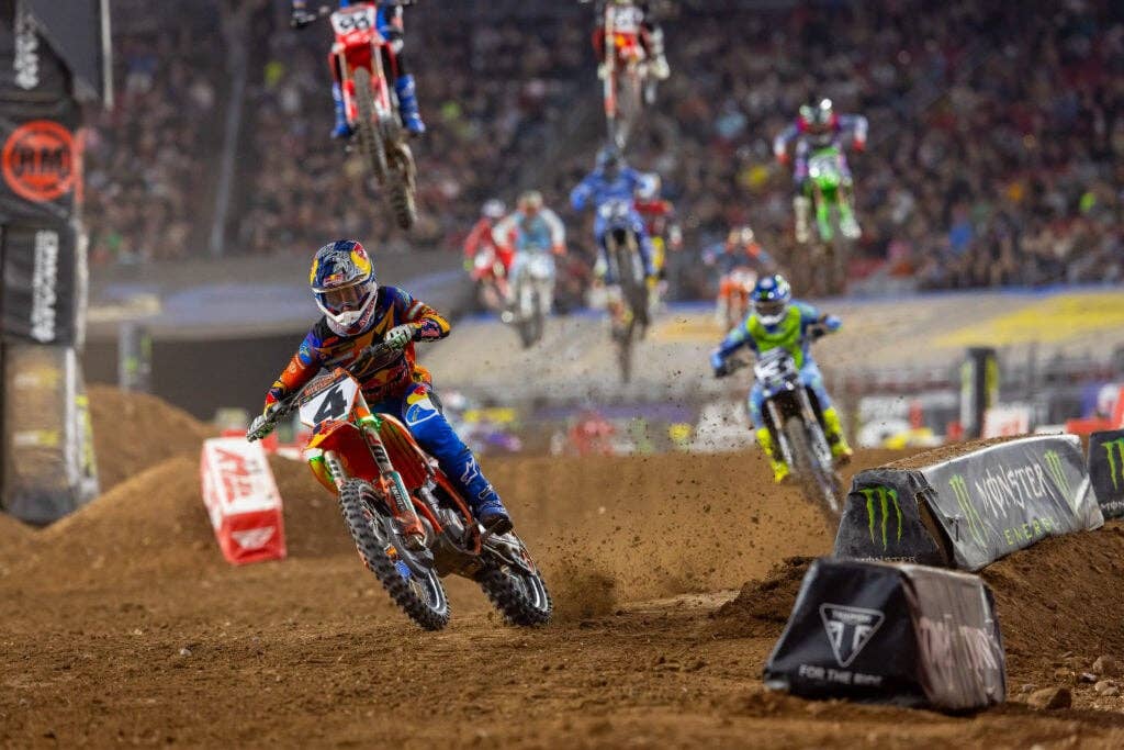 Race Recap: Glendale Supercross Triple Crown - Motocross