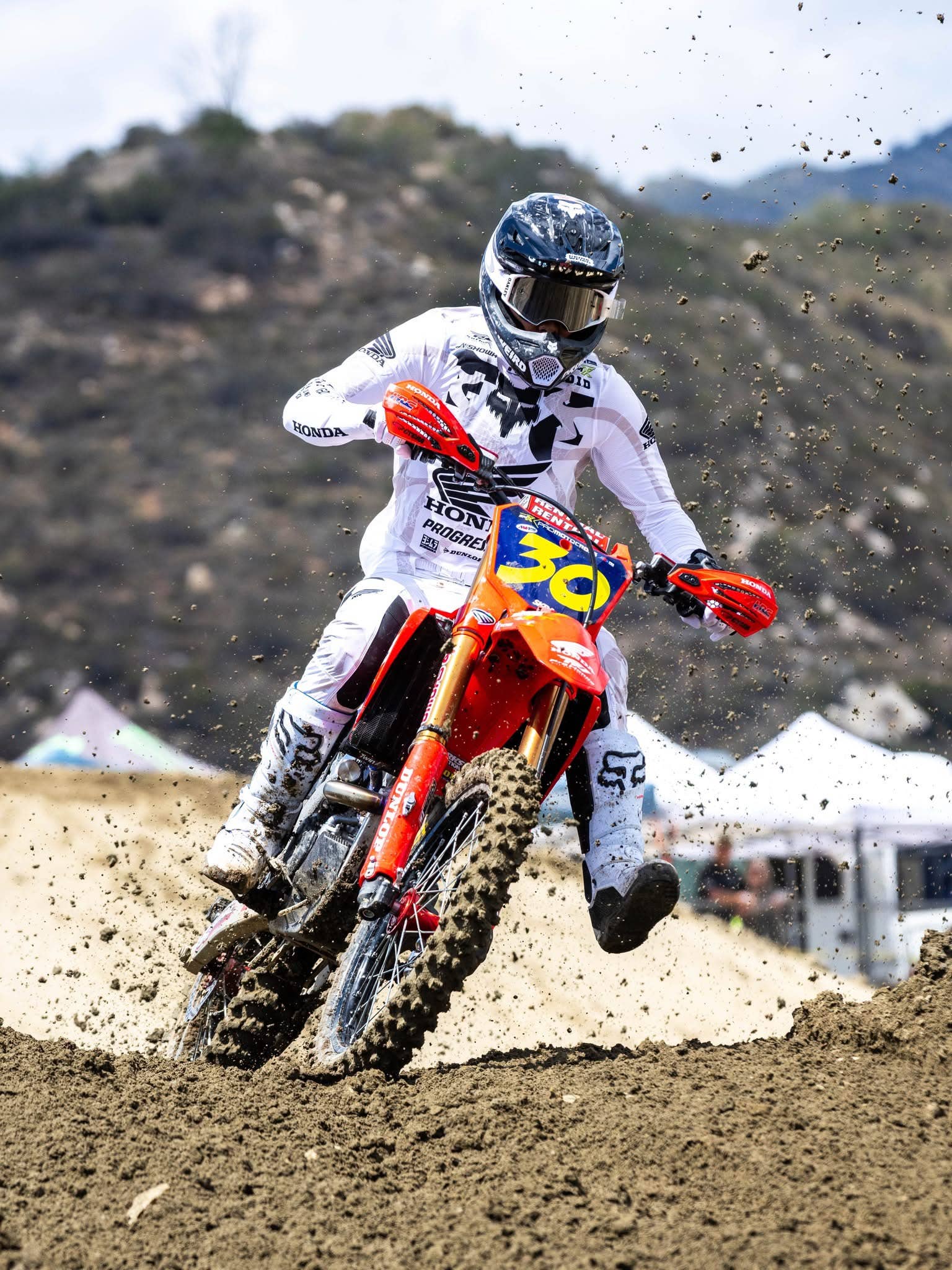 ろーれんすページ Watch: Anaheim 2 Supercross 450 TWMX Highlights | Jett Lawrence
