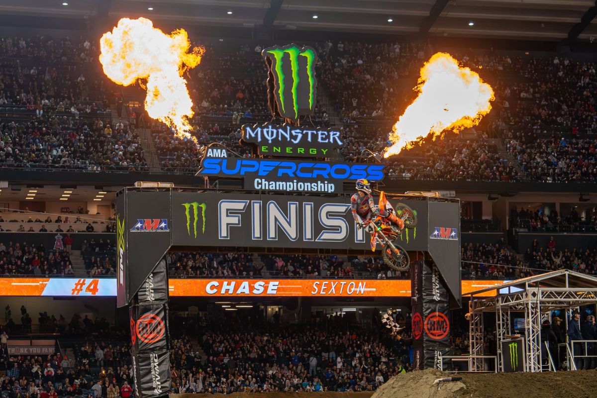 Race Report Sexton and Shimoda Strike First! Anaheim 1 2025 Motocross
