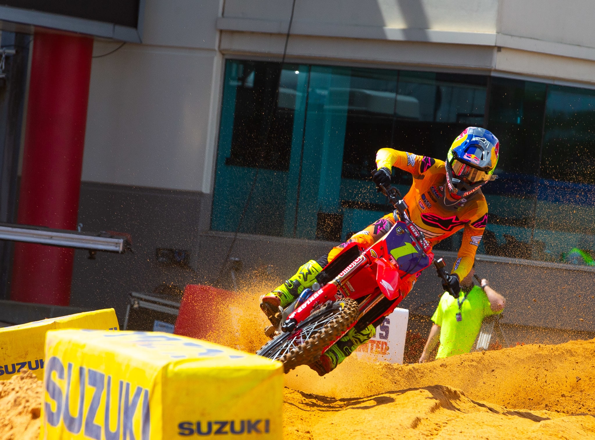 Winner Takes All in SMX World Championship Las Vegas - Motocross